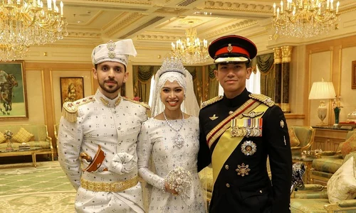 1 nunta spectaculoasa ca n povesti a fiicei sultanului din brunei printesa fadzillah lubabul 2 jpg jpeg