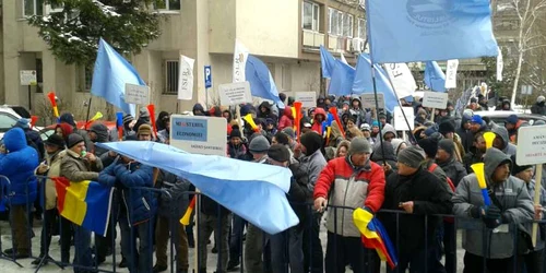 Proteste Santier Naval la Ministerul Economiei FOTO Editia de Sud