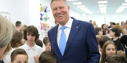 Klaus Iohannis si mai multi scolari FOTO presidency