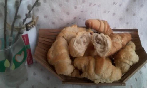 cornuri moi cu dulceata jpeg