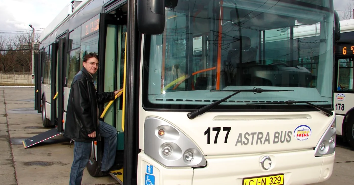 Cele două troleibuze vor circula pe liniile 25 şi 6