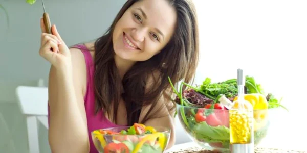 Dietă uşoară de primăvară. Slăbeşti 8 kg într-o singură lună!