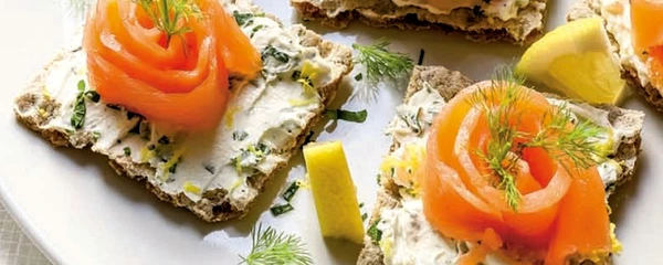 starter cu somon afumat jpg