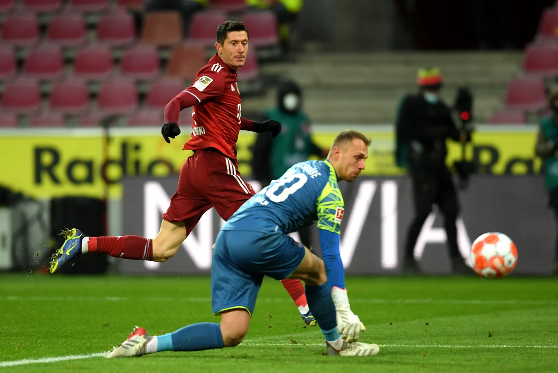 Robert Lewandowski este un atacant extrem de eficient (Foto: Guliver / GettyImages)