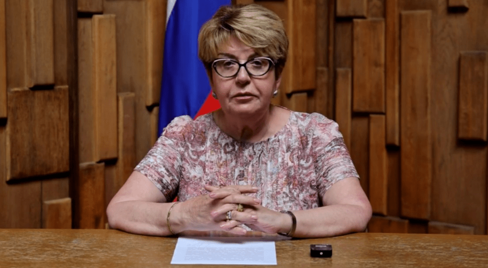Ambasadoarea Rusiei la Sofia nu mai ține cont de cutumele diplomatice și își anunță politicianul favorit în Bulgaria