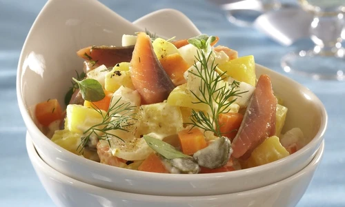 salata cu somon afumat jpeg