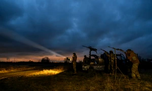 Soldați ucraineni front   FOTO Shutterstock  jpg