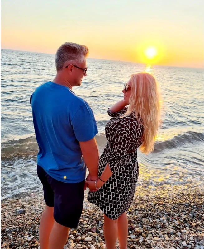 Ornela Pasăre a divorțat de Marius în 2024 foto: Facebook