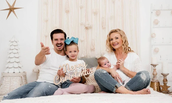 1 mihai petre elwira petre craciun familie 2018 catinca ariana 1 jpg jpeg