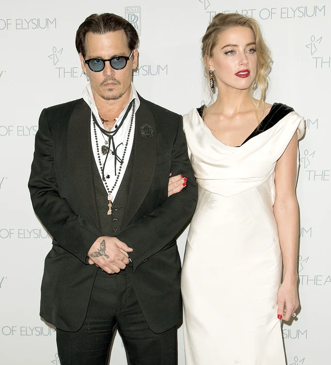 Actorul de 51 de ani şi blondina texană s-au logodit de Crăciun, în 2013