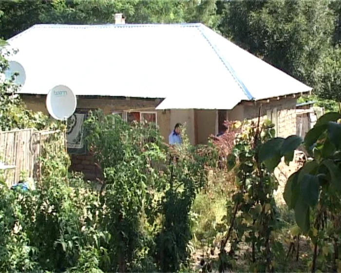 Un copil de 5 ani a fost ucis de tată în casa din satul Bălăneşti FOTO Monitorul Neamţ