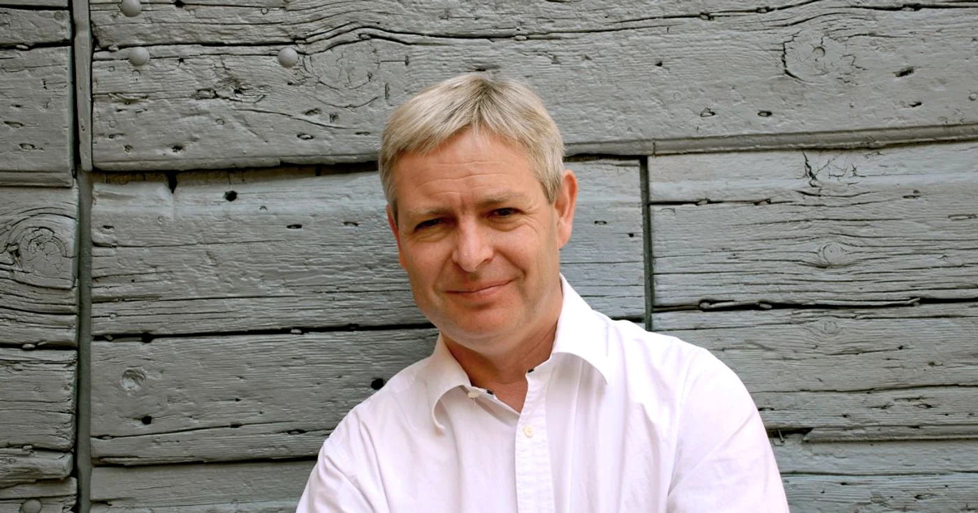 Scriitorul Jonathan Coe