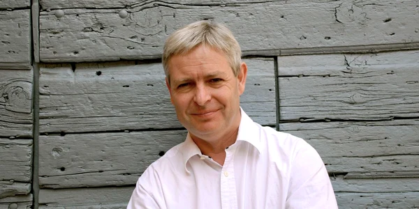 Scriitorul Jonathan Coe