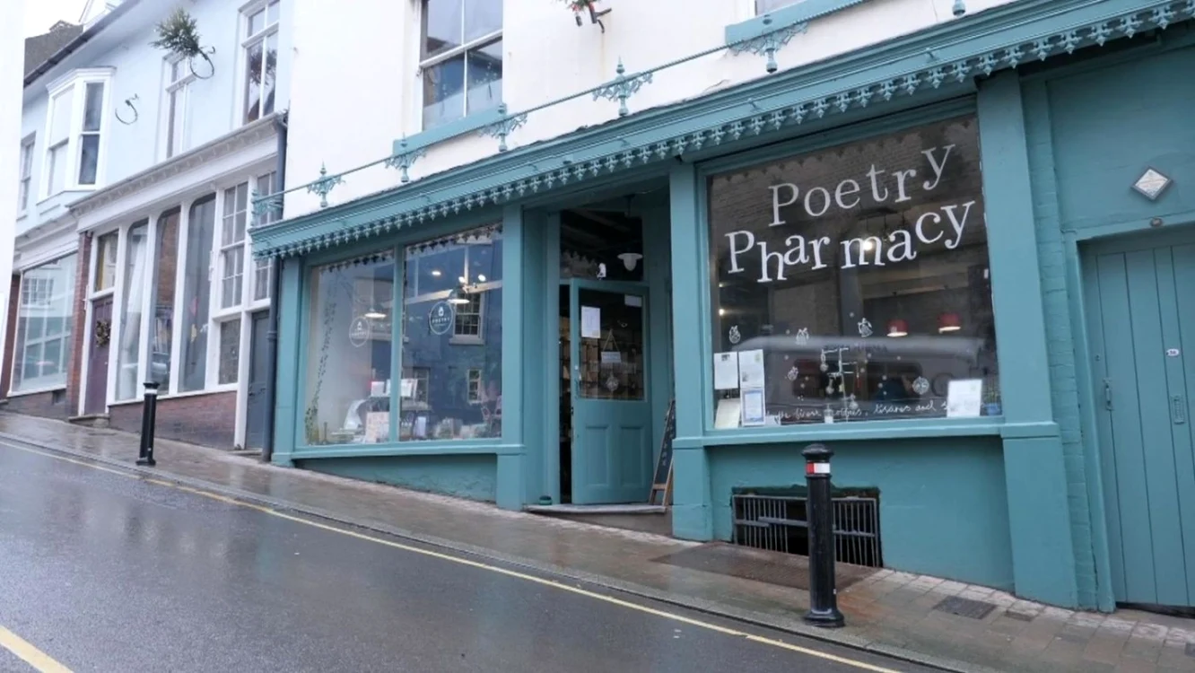Poetry Pharmacy FOTO news.sky.com