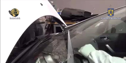 14 kilograme de droguri introduse in Romania de 3 cetateni Foto DIICOT (1) mp4 thumbnail png