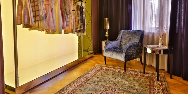 dressbox