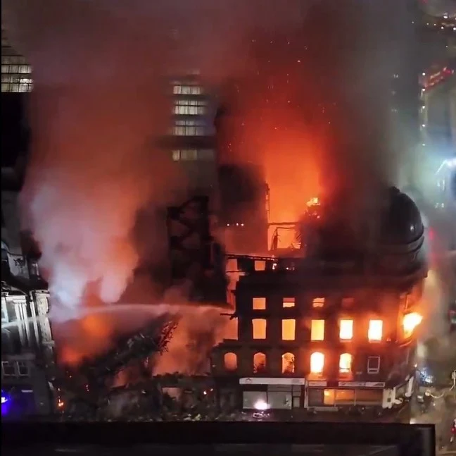 Incendiu de proporții lângă Gara Centrală din Glasgow: perturbări majore ale traficului feroviar din Scoția