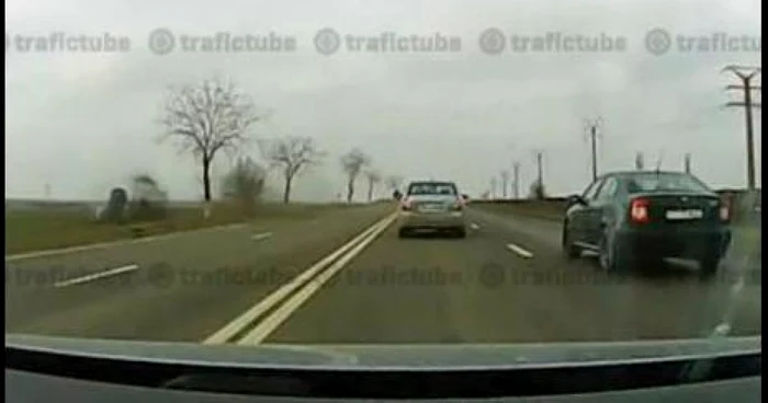 Accidentul surprins de camera video FOTO trafictube.ro