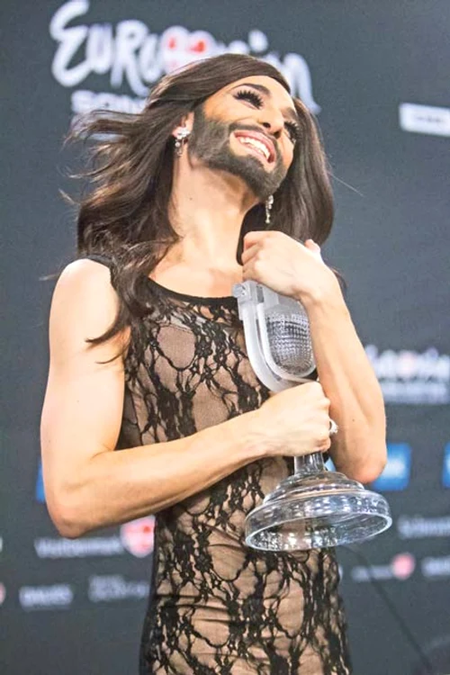 
    Conchita Wurst (Fotografii: Reuters/Mediafax)  