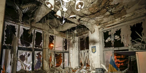 A fost distrusă de bombardamente și o clădire istorică din Ucraina Foto Volodimir Zelenski  X jfif