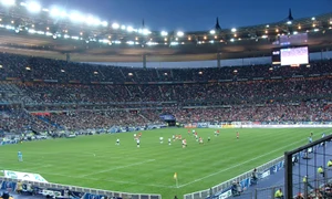 România va juca în deschidere pe cel mai mare stadion din Franţa jpeg