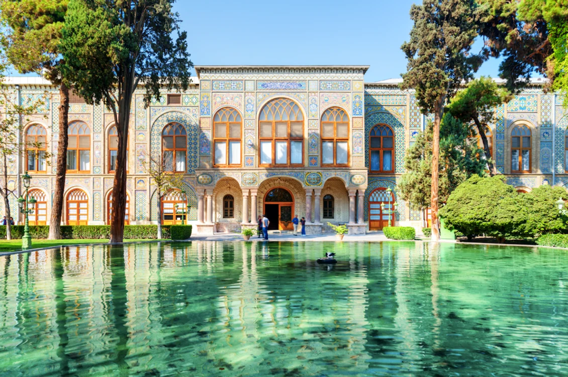 Palatul Golestan din Teheran, înainte de bombardament. FOTO: Shutterstock