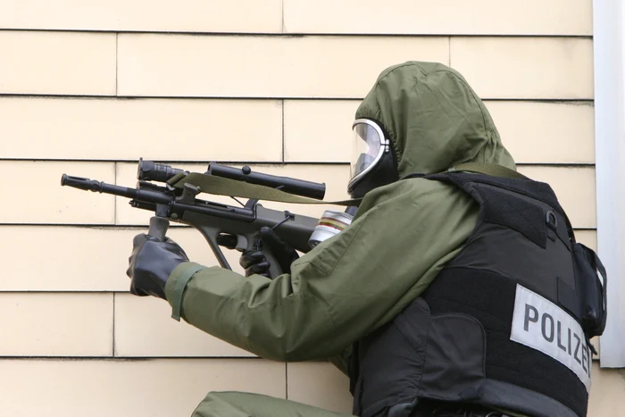 
    Un bărbat a dechis focul într-un restaurant aglomeratfoto: Hepta  