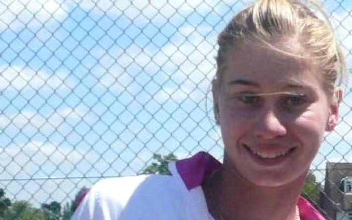 TENIS: Elena Bogdan în turul trei la simplu, în manşa a doua la dublu