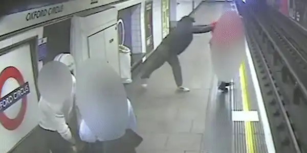 metrou gif