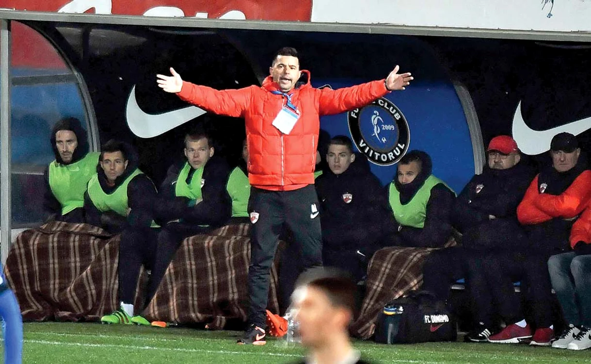 
    Cosmin ContraFOTO: Sportpictures.eu   