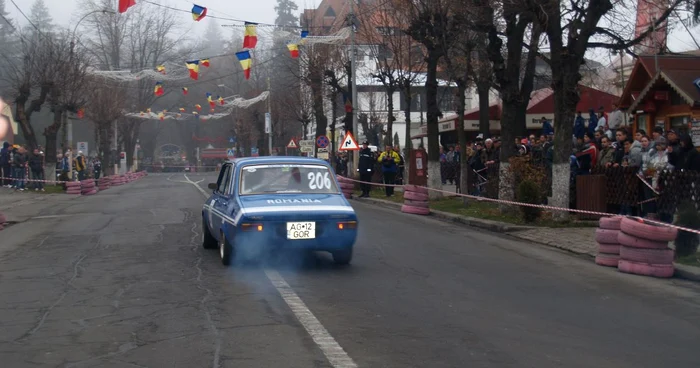 Traficul va fi oprit pentru desfăşurarea Rally Show-ului