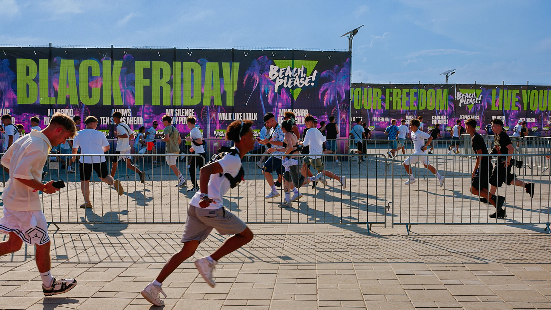 Cel mai mare festival din Europa, ”Beach, Please!”, anunță cele mai mari reduceri din istorie