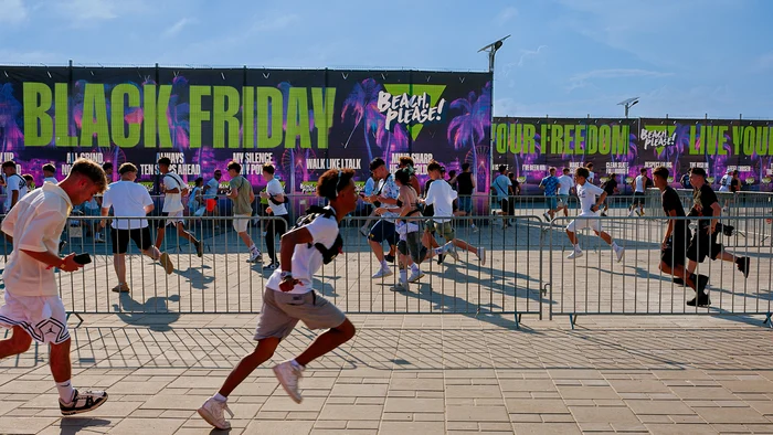 Cel mai râvnit cadou este un bilet la Beach, Please!