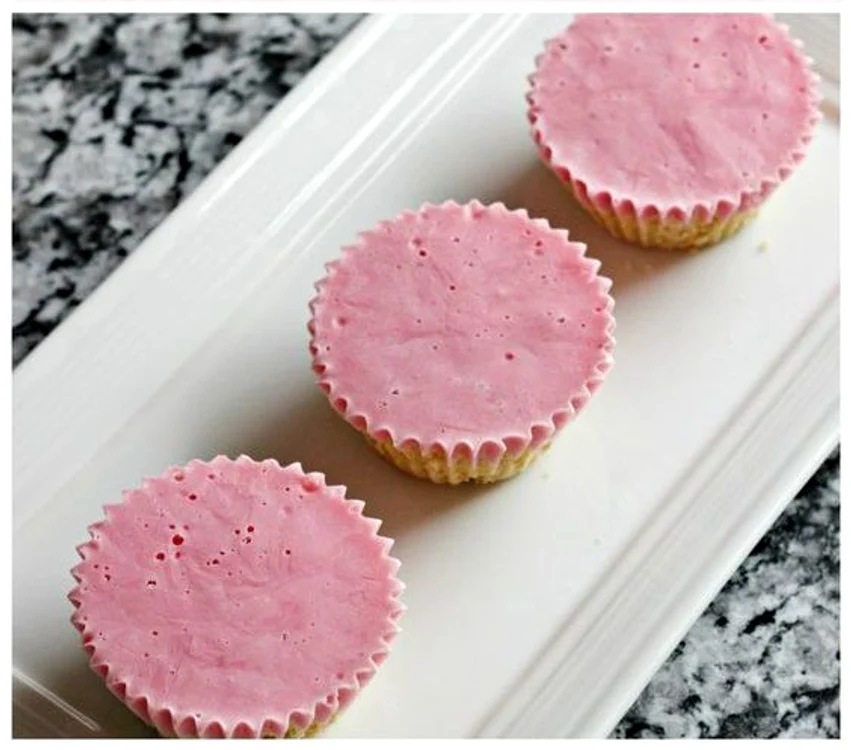 Strawberry Cream Cheese Bites
 jpeg