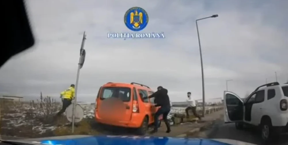 Fără permis, cu numere false şi cu poliţia pe urme. Un tânăr din Sibiu s-a plimbat cu o maşină furată timp de două luni, înainte de a fi prins