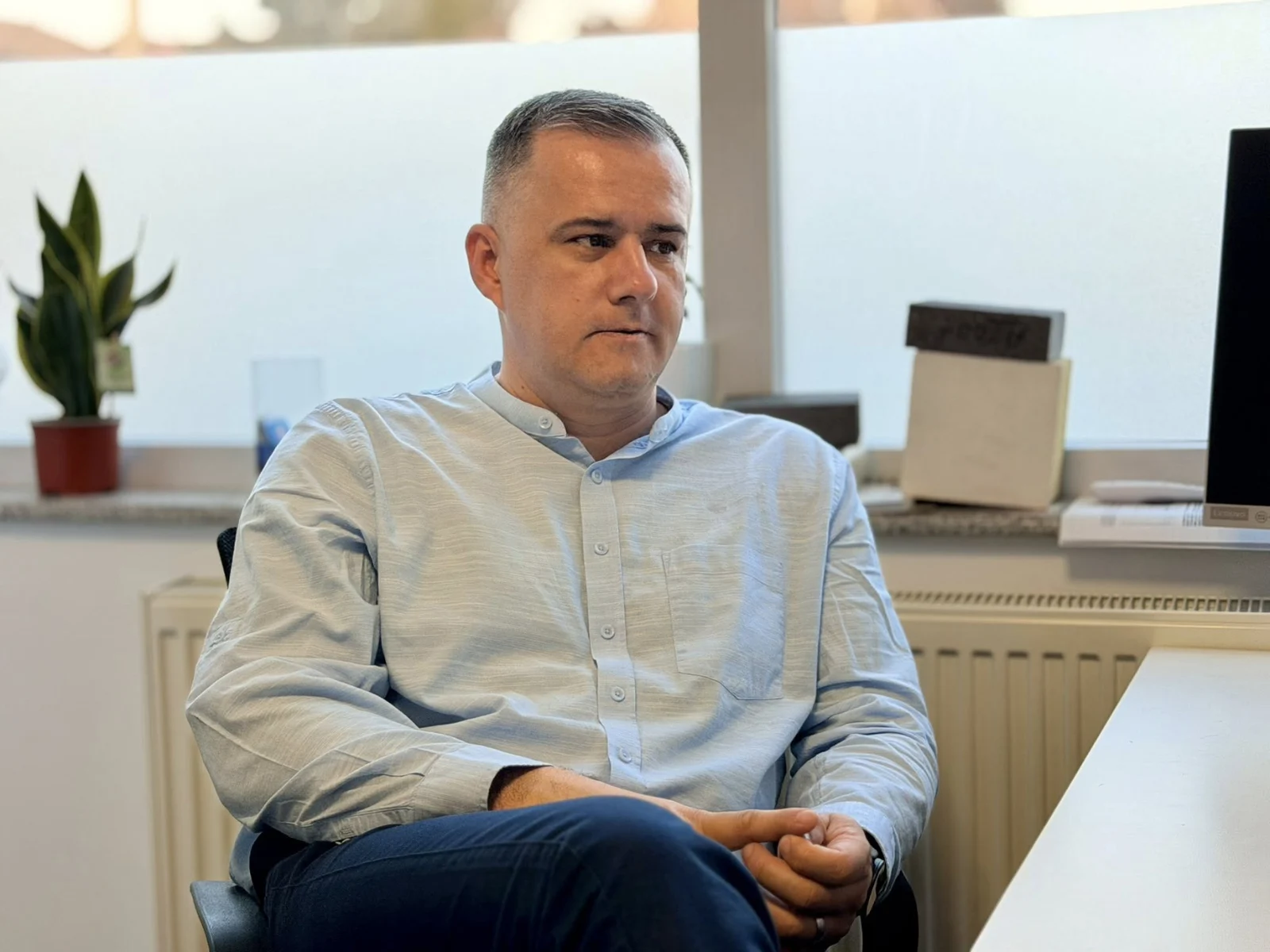 Primarul Bacăului spune că a fost amenințat după ce a propus interzicerea păcănelelor: „Vreau să fie foarte clar: nu mă intimidați”