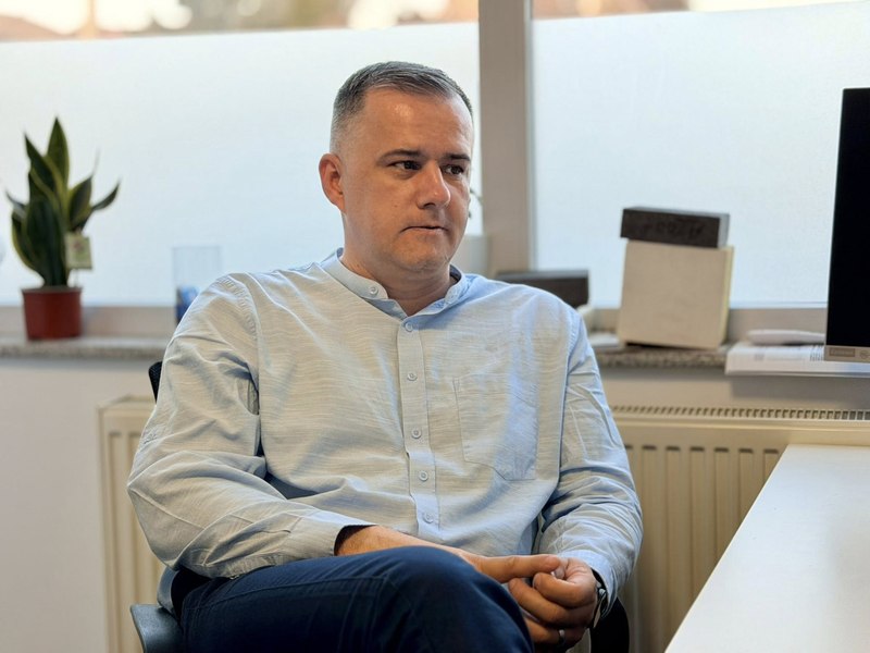 Primarul Bacăului spune că a fost amenințat după ce a propus interzicerea păcănelelor: „Vreau să fie foarte clar: nu mă intimidați”