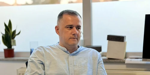 lucian viziteu foto facebook Lucian Daniel Stanciu Viziteu png