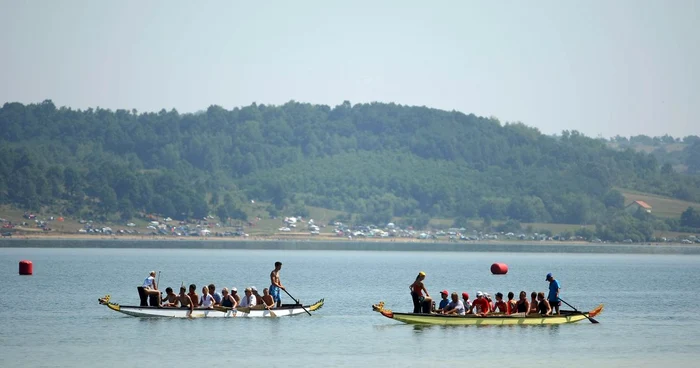 Lacul Surduc a mai făcut o victimă. FOTO: Sebastian Tătaru (arhivă)