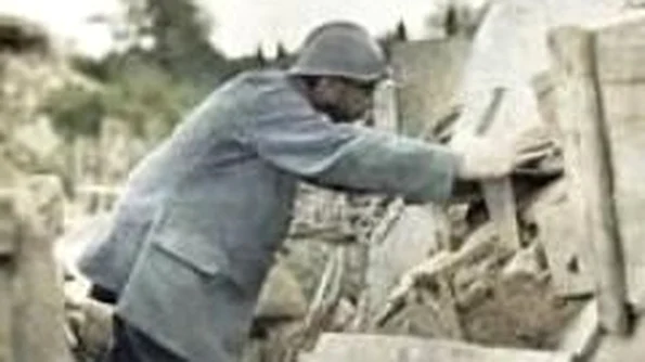 Câștigătorii CONCURSULUI: Historia şi Editura Corint vă oferă «Războiul unei familii 1914 2014» jpeg