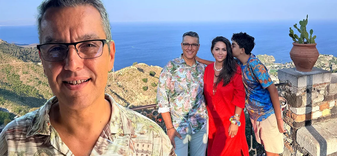 Cristi Brancu s-a reîntors cu forțe noi la Prima TV după vacanța în Sardinia