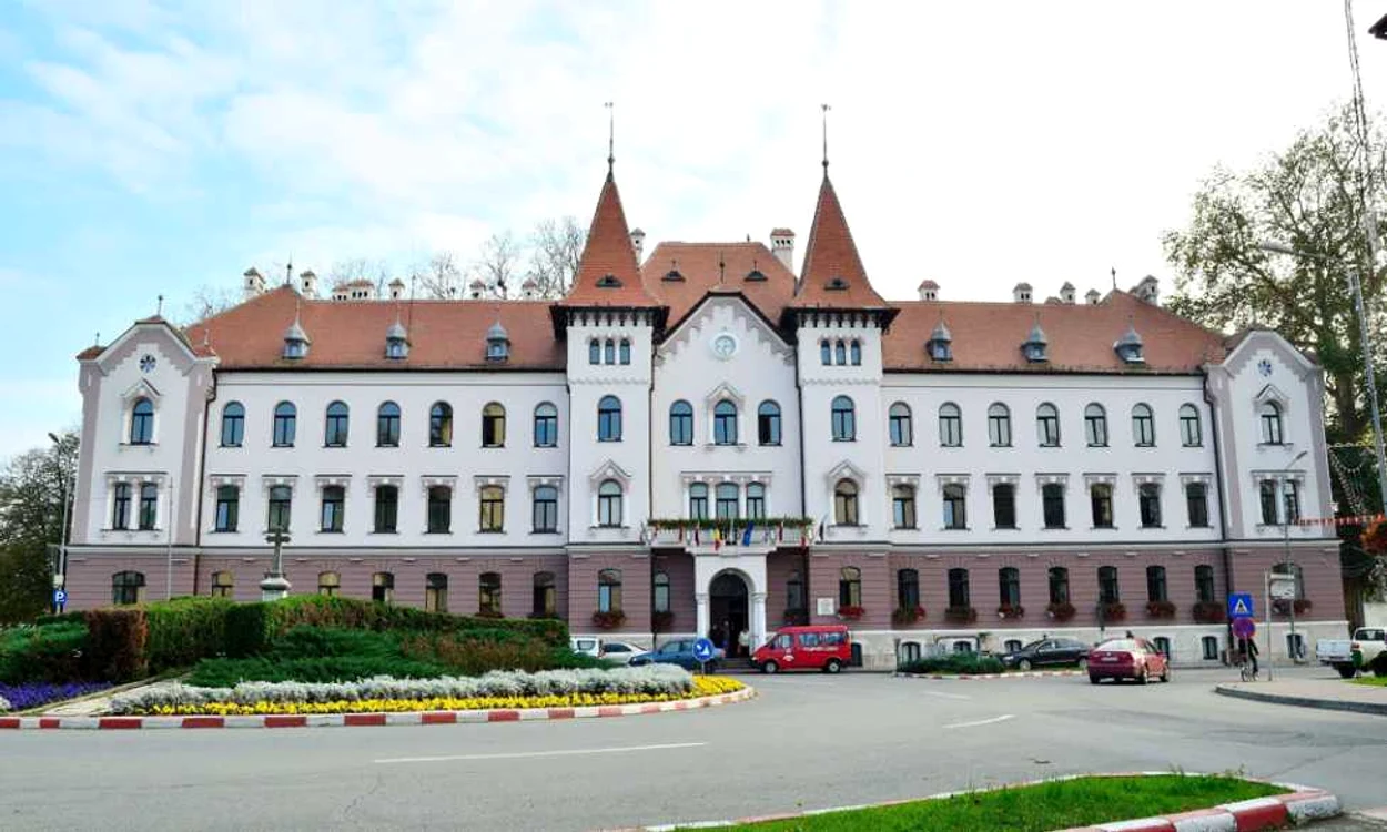 Primăria Lugoj a pierdut 20.000 de lei pentru că a „uitat” să îl execute silit pe un rău-platnic FOTO arhgora.r0