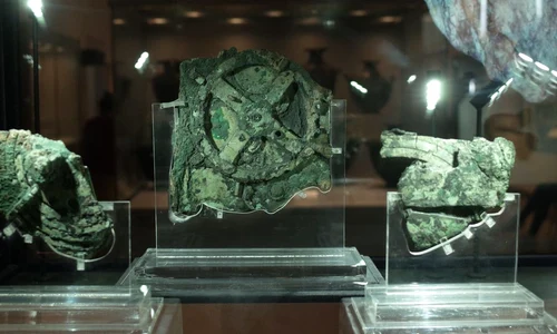 Cel mai vechi computer din lume   mecanismul de la Antikythera jpeg