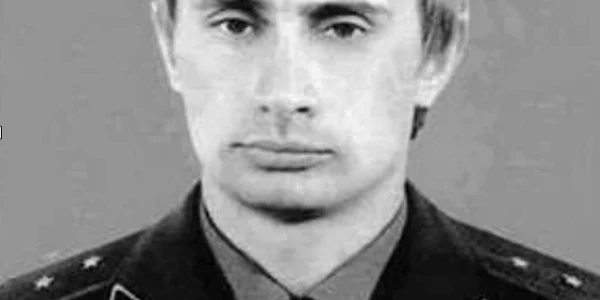 Putin KGB FOTO AFP BBC png