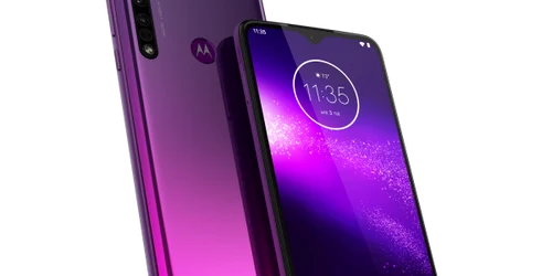 Motorola One Macro 