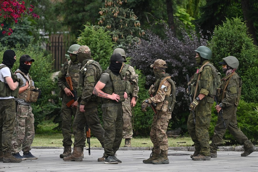 LIVE TEXT | Război în Ucraina. Forțele ruse au pus mine maritime suplimentare în apropierea porturilor ucrainene. Pierderi grele pentru grupul Wagner