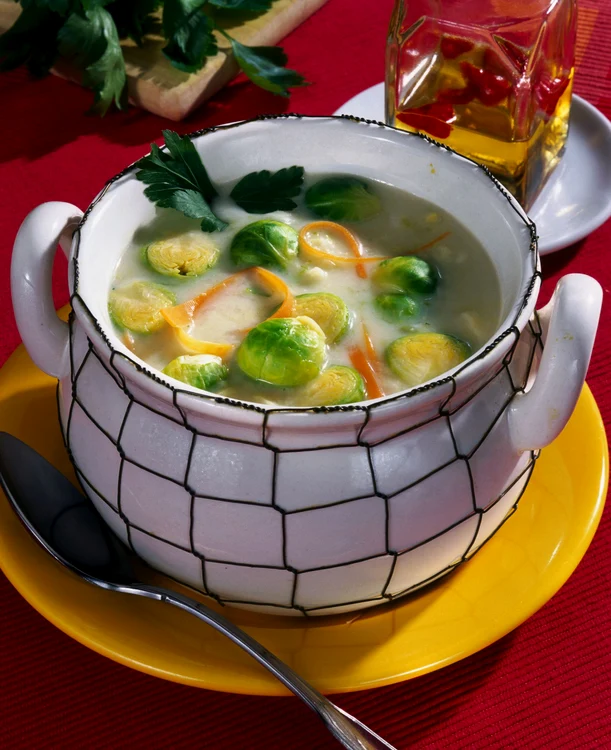
    Ciorbă cu smântână  