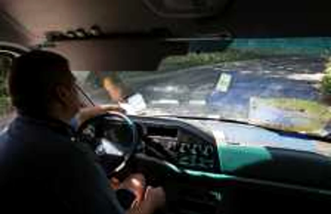 Şoferii circulă fără licenţe de transport
