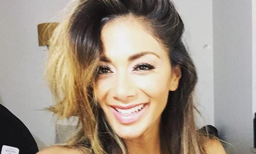 Nicole Scherzinger "Fun day of interviews! Taking off now '" jpeg