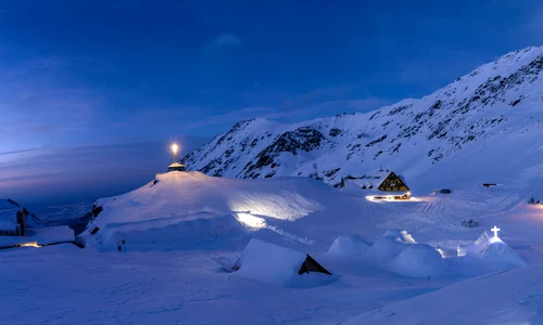 Balea Lac si Hotelul de Gheata foto Hotel of Ice Romania  Facebook jpg